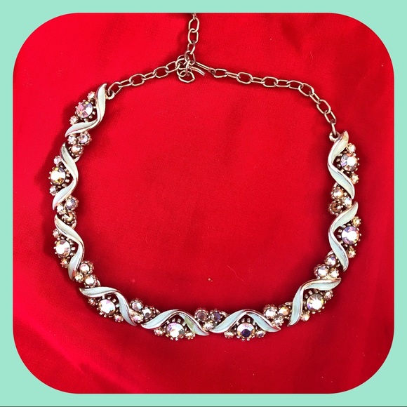 VTG ART Mint Enamel Swirl AB Rhinestone Necklace - Picture 3 of 6